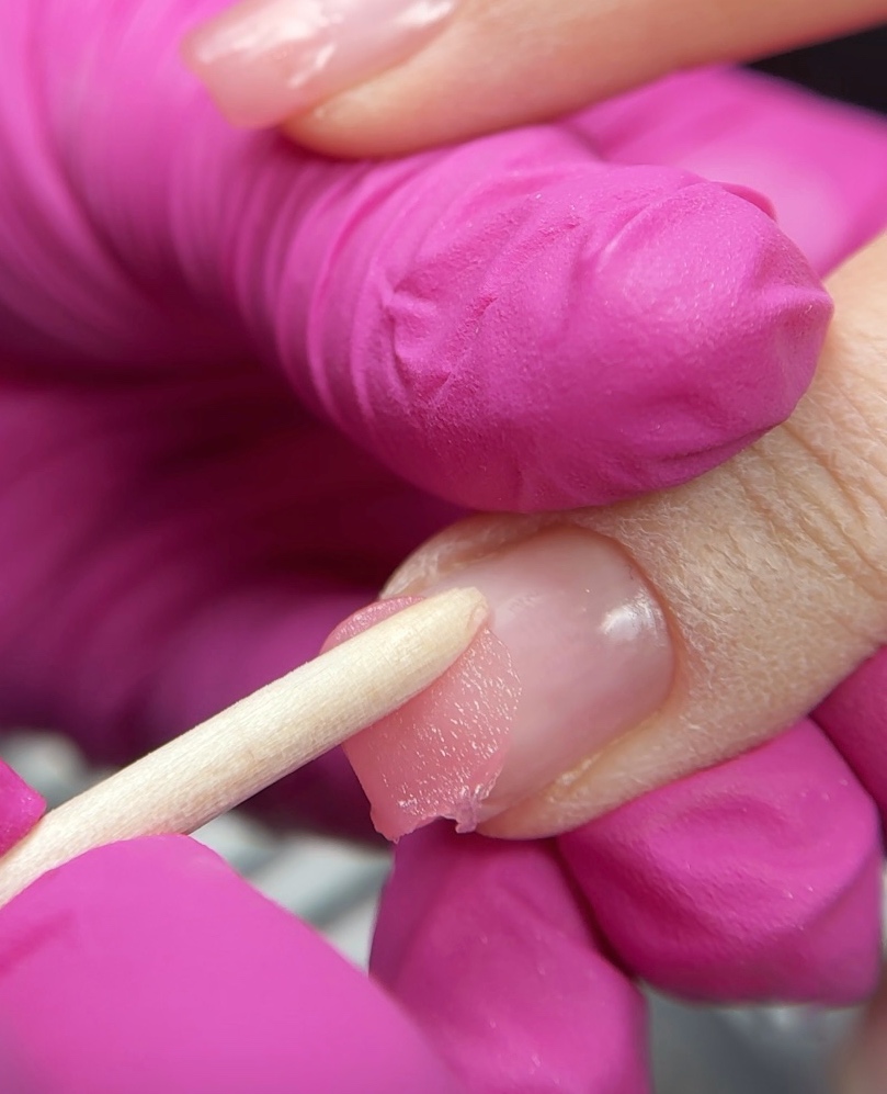 Korekta akrylożelem